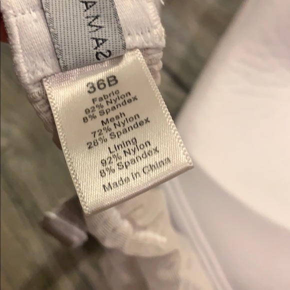 Samantha Chang Wireless Bra - Picture 5 of 6